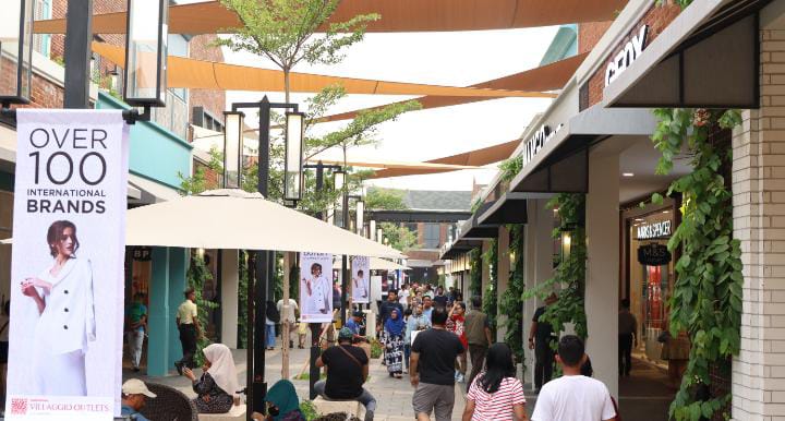 Belanja Pakaian Lebaran Di Summarecon Vilagio Outlets Karawang Aja Ada