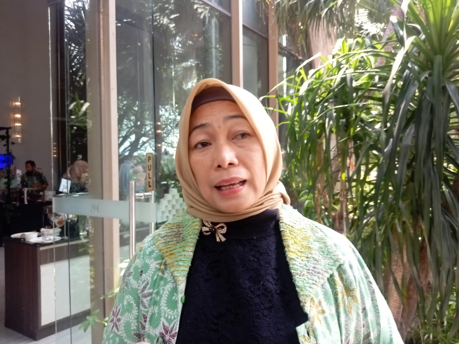 Kadisnaker Karawang Serapan Tenaga Kerja